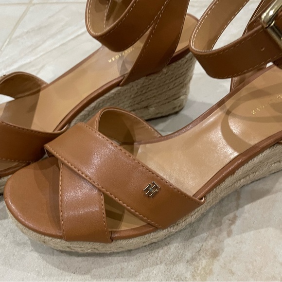 Tommy Hilfiger Brown Pumps Wedge Sandals / Heels with Ankle Strap | Size 9.5 - Picture 3 of 8